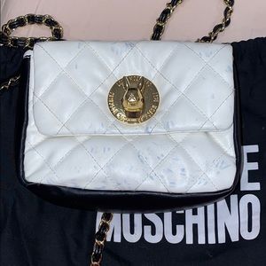 Love moschino bag
